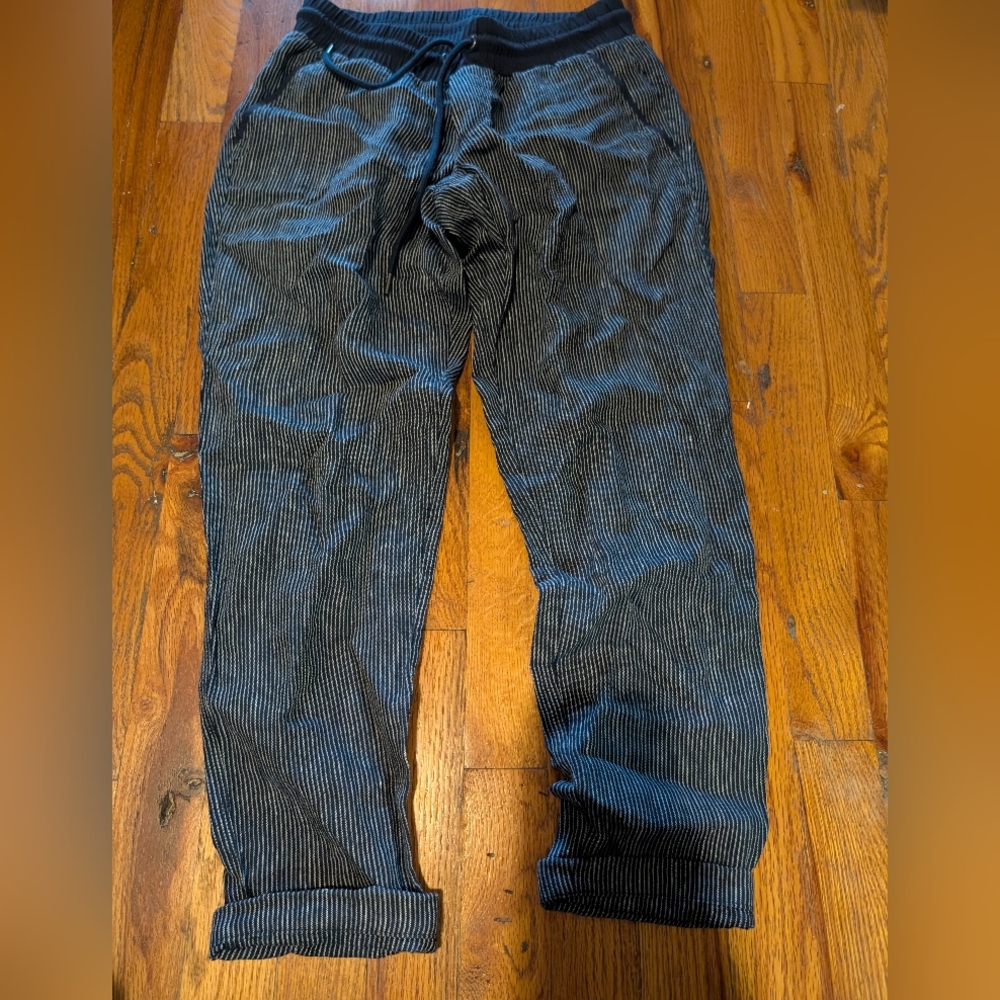 ATHLETA Women’s Batik‎ Midtown Ankle Pants - Picture 2 of 4